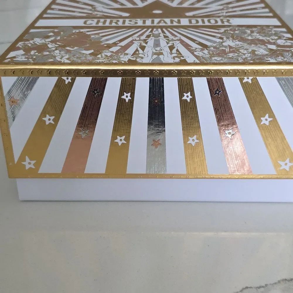 DIOR Gift Box Gold - Picture 5 of 6